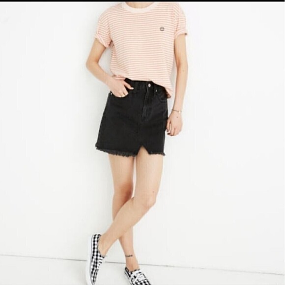 Madewell A Line Raw Hem Notched Cutout Black Denim Jean Mini Skirt Size 26 - Picture 6 of 16